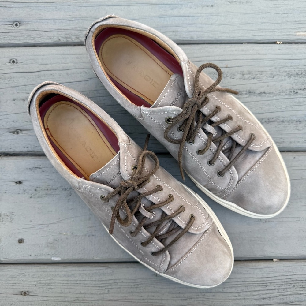 Trask gray nubuck leather lace up sneakers size 10 M